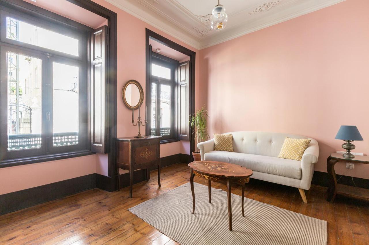 Charming Guest House In A 19Th Century Building Lisbon Exterior photo